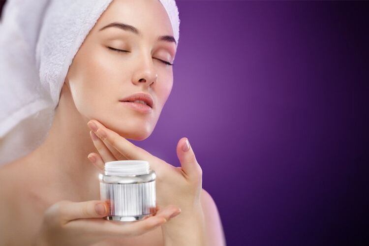 applying skin rejuvenation cream